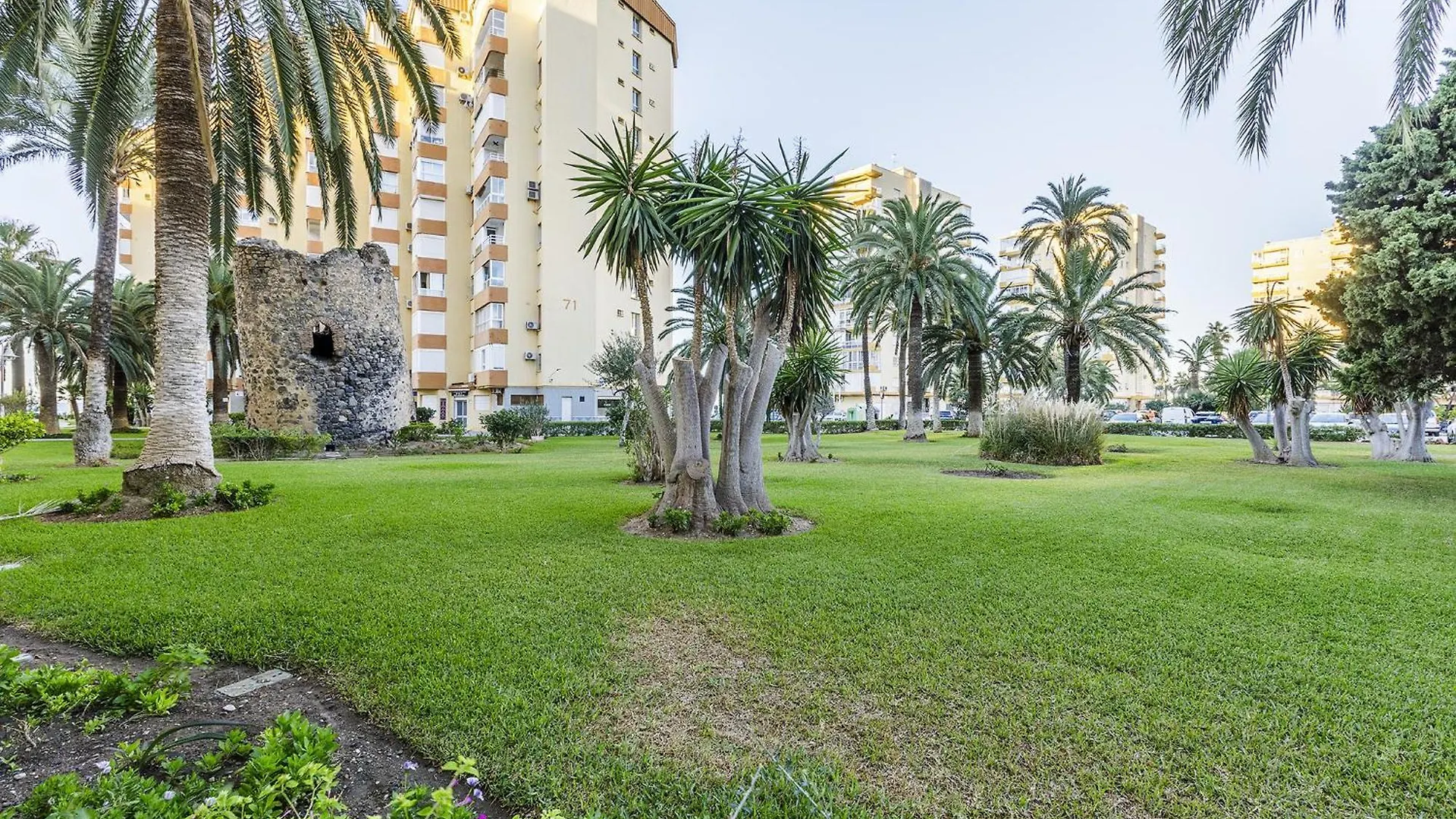 A&N Algarrobo Beach Tower 0*, Algarrobo Costa Spanien